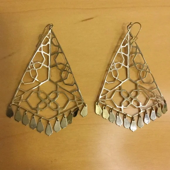 Iconic & Rare Kendra Scott Oversized Stylized Logo Statement Earrings, Gold - Picture 4 of 9